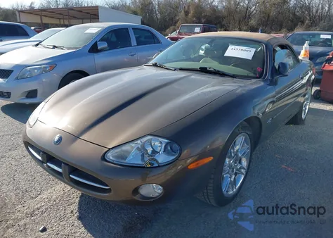 2001 Jaguar Xk8 из США, поврежденный, VIN SAJDA42C51NA17981